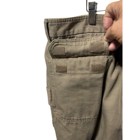 Duluth Cargo Pants Mens 42x30 Tan Relaxed Fit Workwear 8 Pockets - Picture 10 of 10